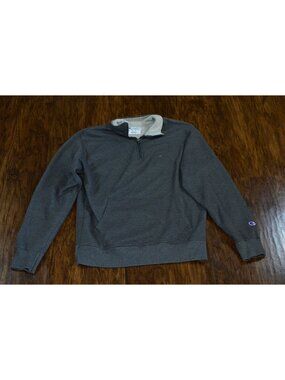 Men’s Sweathsirt Champion Size M Pullover Streetwear Athleisure Sportcore Gorp